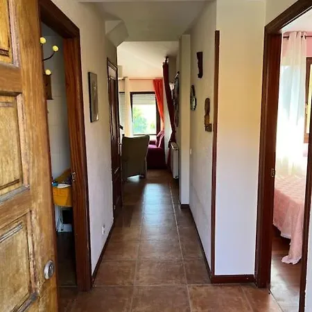 Сasa de vacaciones Adosado 2 Plantas Con Jardin Comillas