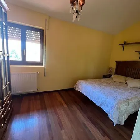 Adosado 2 Plantas Con Jardin Hébergement de vacances